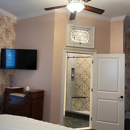 بادوكا Belle Louise Historic Bed & Breakfast المظهر الخارجي الصورة
