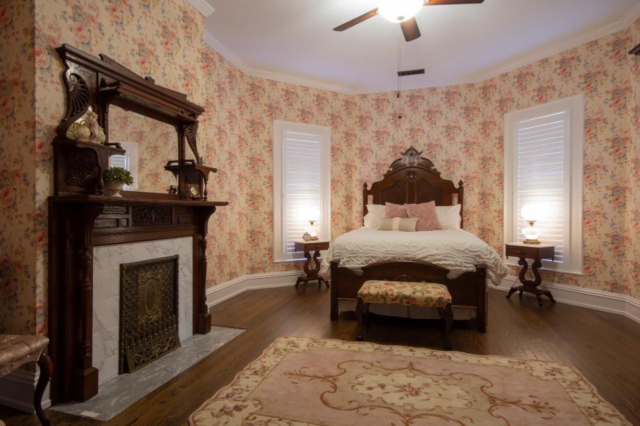 بادوكا Belle Louise Historic Bed & Breakfast المظهر الخارجي الصورة