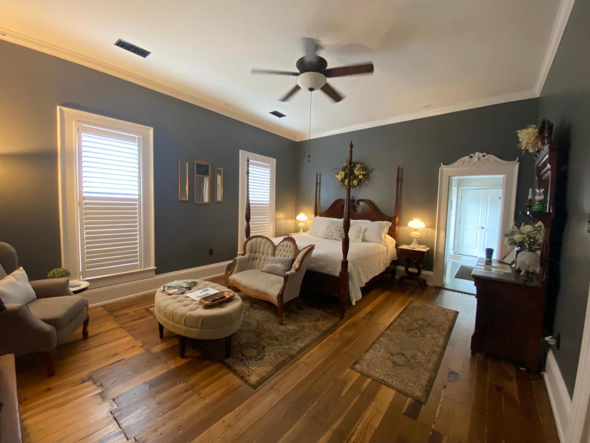 بادوكا Belle Louise Historic Bed & Breakfast المظهر الخارجي الصورة