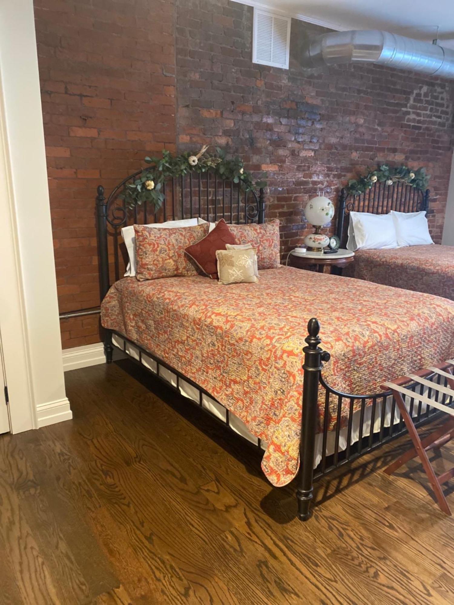 بادوكا Belle Louise Historic Bed & Breakfast المظهر الخارجي الصورة