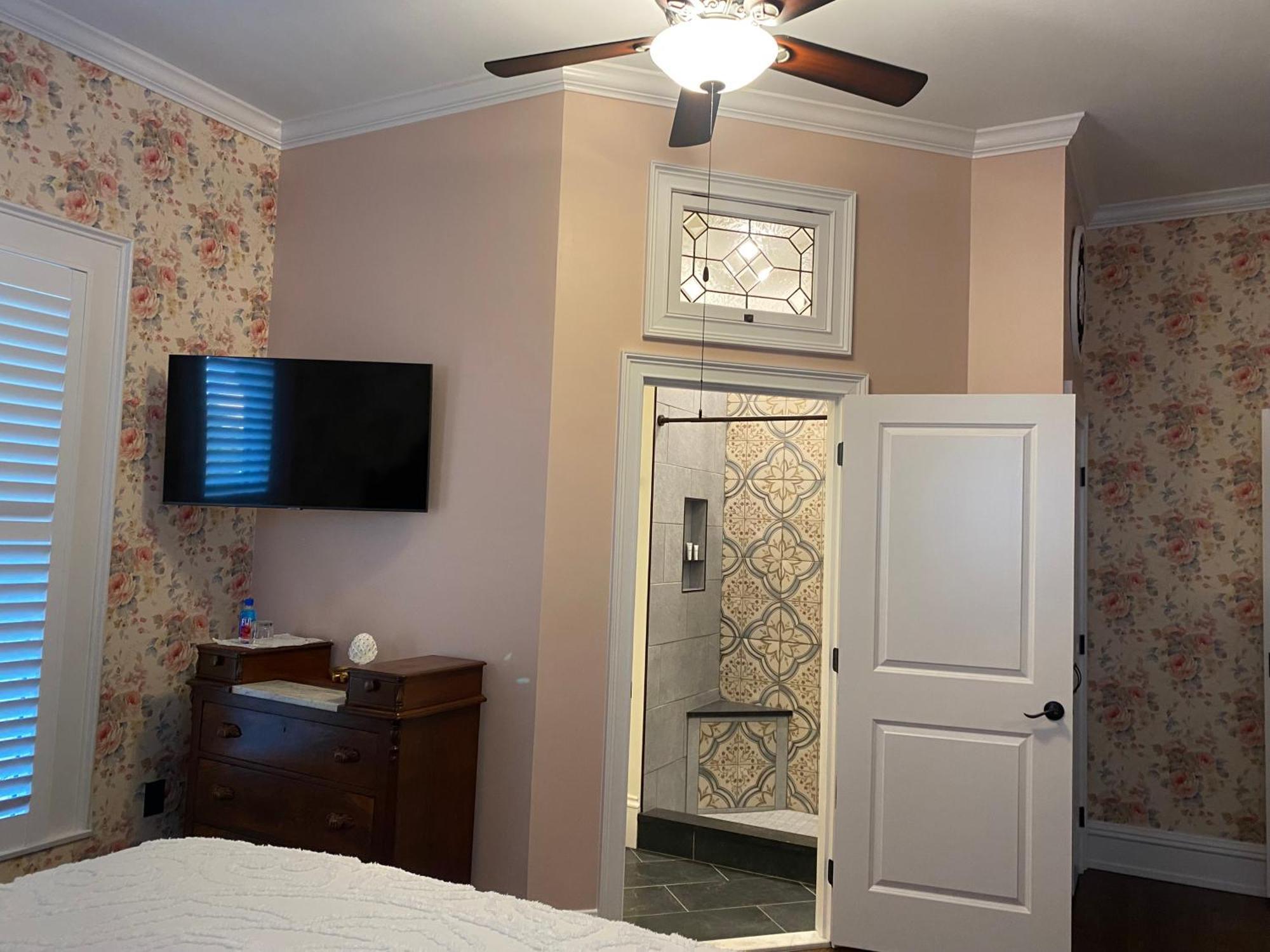 بادوكا Belle Louise Historic Bed & Breakfast المظهر الخارجي الصورة